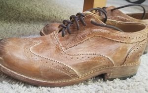 Women's bench made in Leon mexico